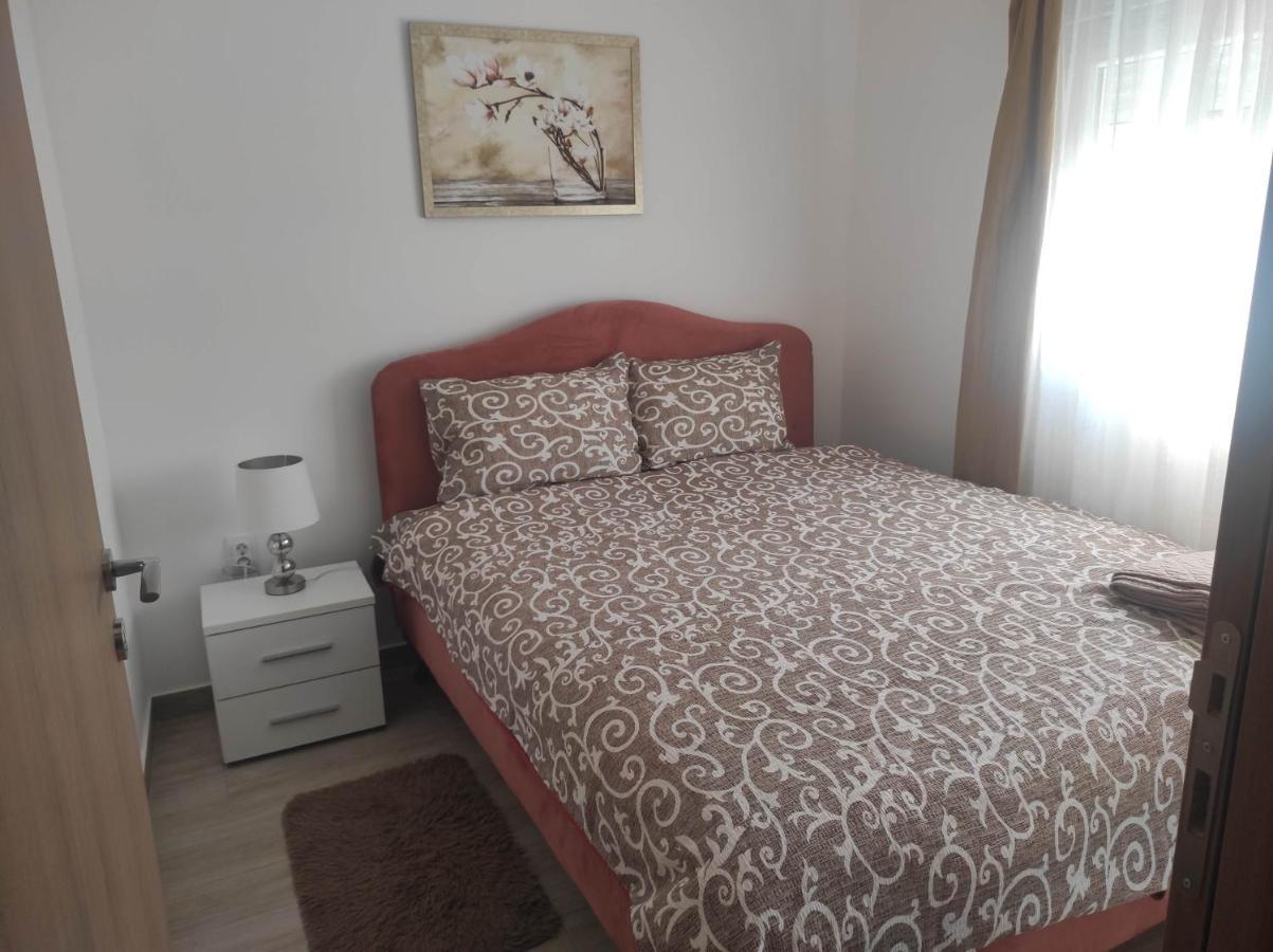 Andrea Airport Apartments Белград Екстер'єр фото